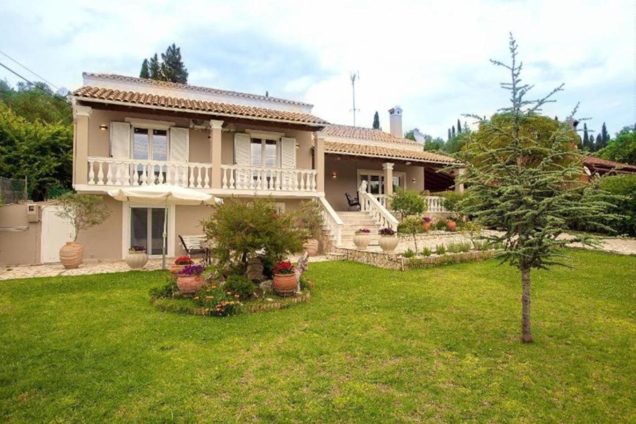 Georgia'S Apartments, Ipsos Corfu Екстериор снимка